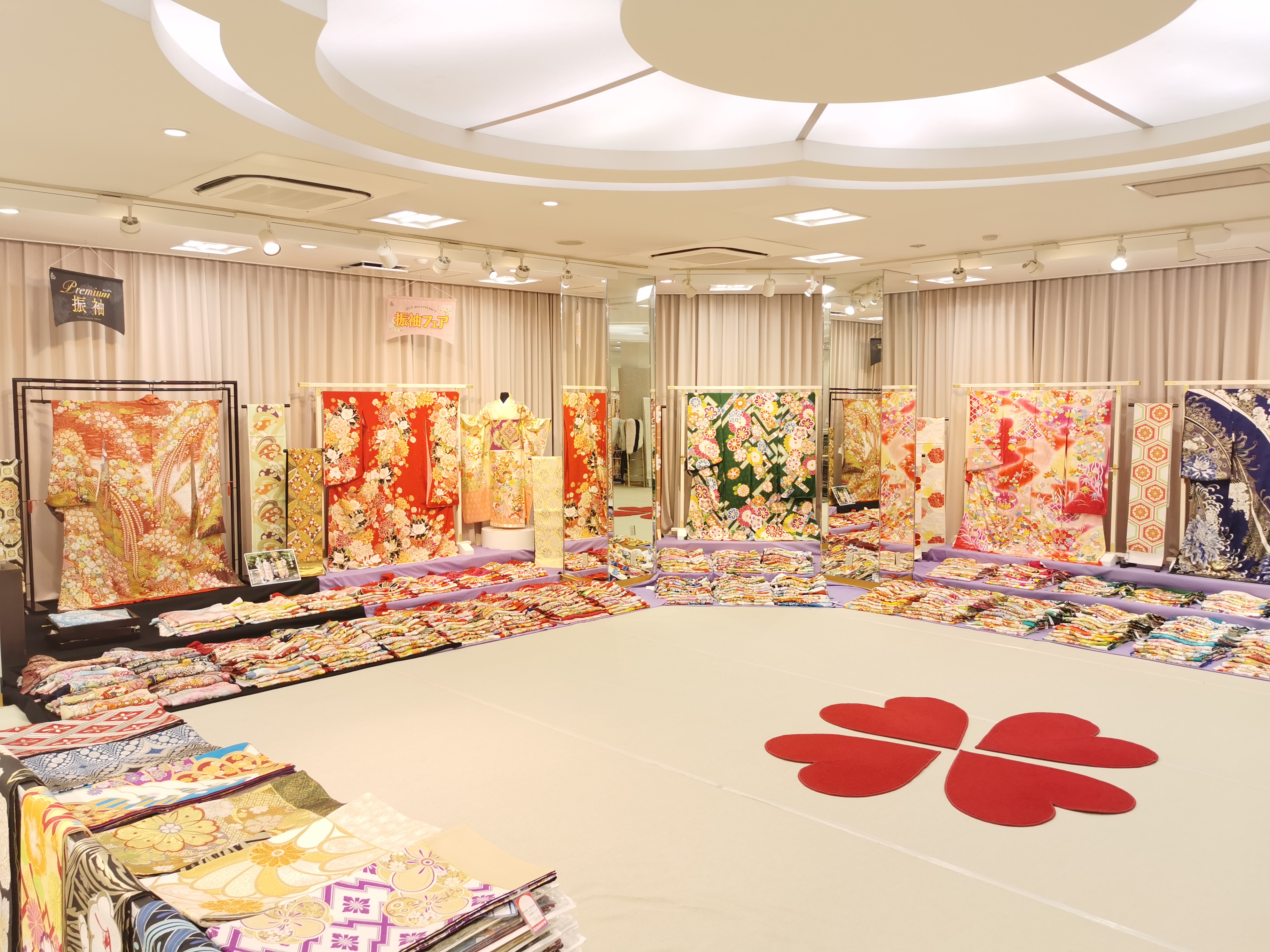 レンタルでも豊富な品揃え!帯や小物のコーデも無限大! 高品質でリーズナブルな納得の1枚に出逢える!