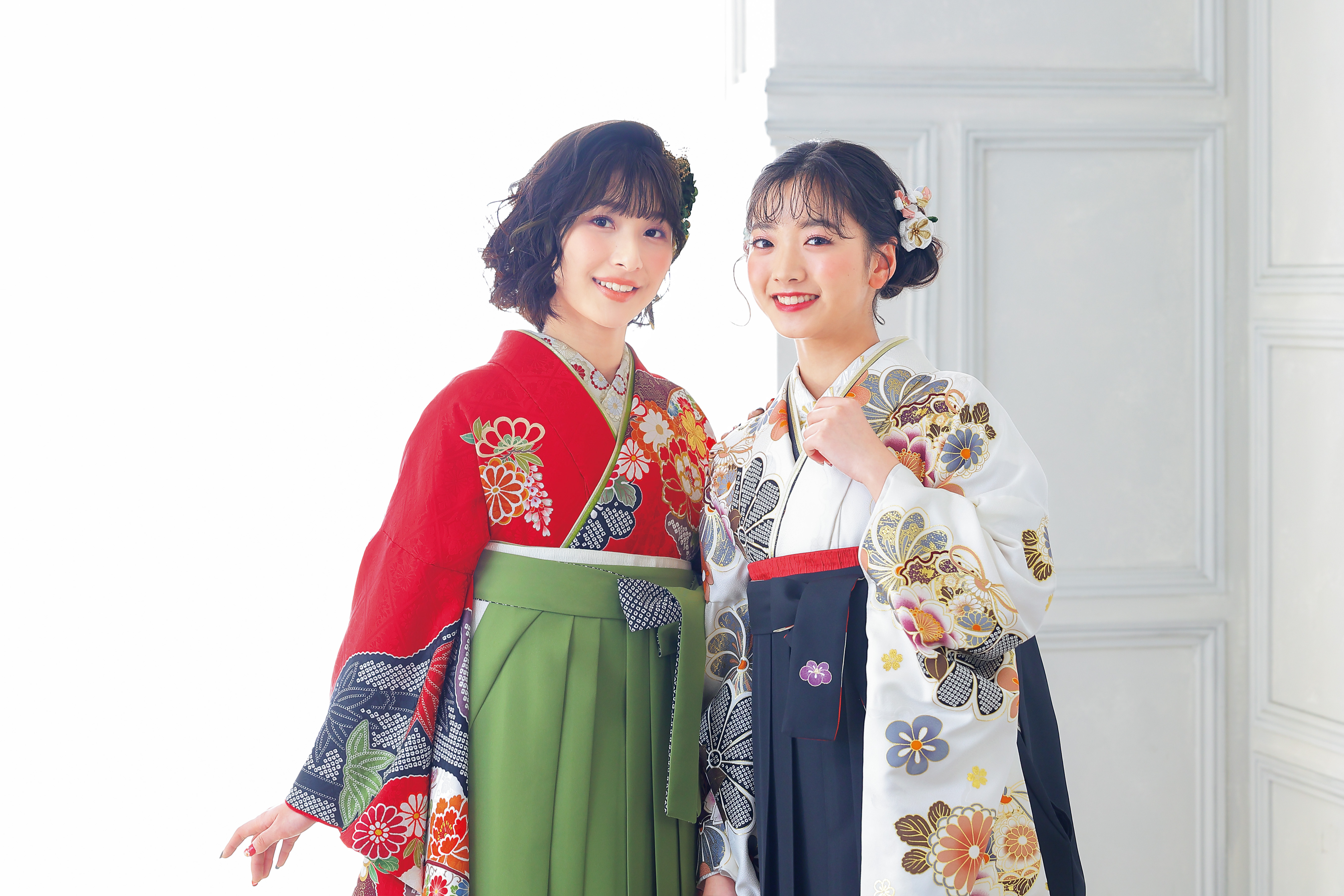 大切な思い出を形に残して欲しいから、前撮り特典多数！ お友達やご家族様一緒の撮影もご好評いただいています。