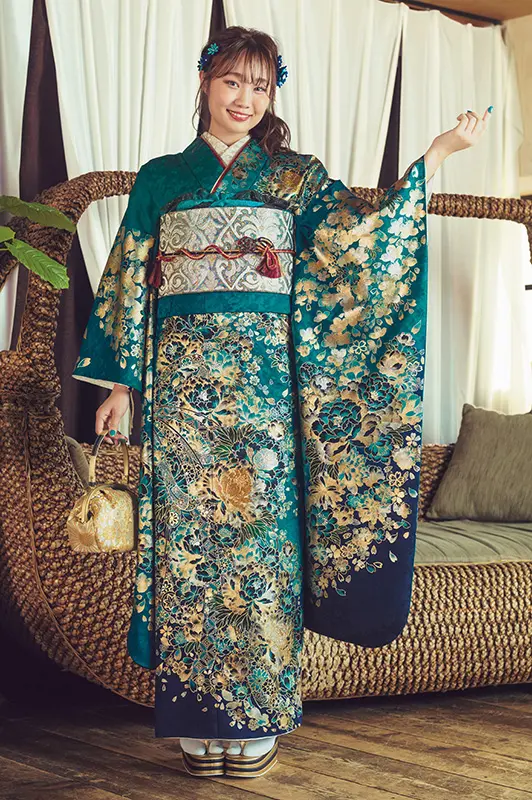 ターコイズ ブルー 振袖 エメラルドグリーン K様のエメラルドグリーン