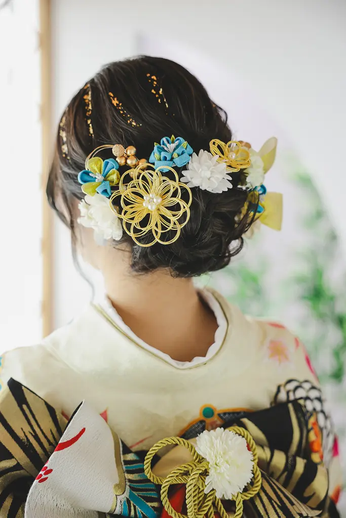 王道 vs. 個性】成人式ヘアはこれで決まり！「定番まとめ」「かちもり