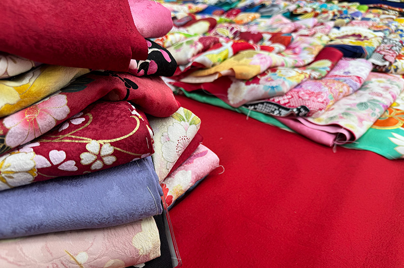 成人式が終わって戻ってきた人気のレンタル振袖